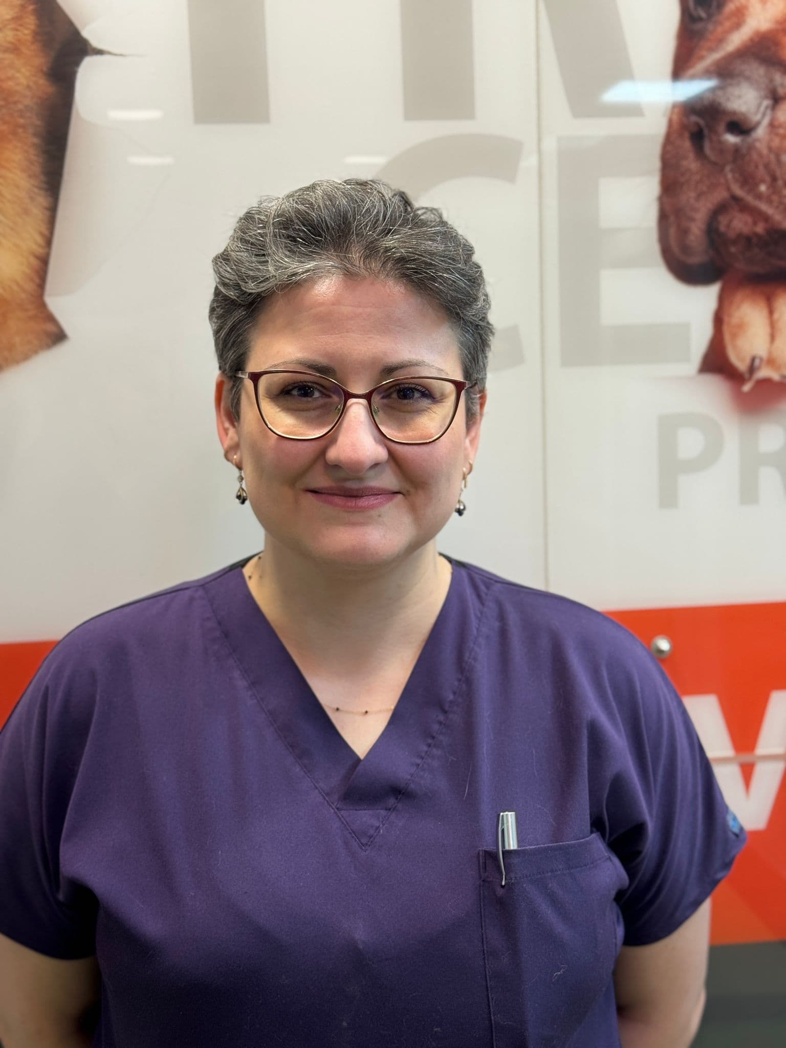 Clara Rădulescu, tehnician veterinar la Clinica Veterinară MDP Vet